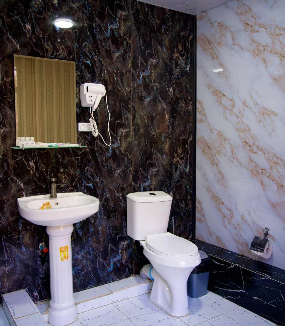 Amor Fati Hotel Toshkent Ташкент Екстериор снимка