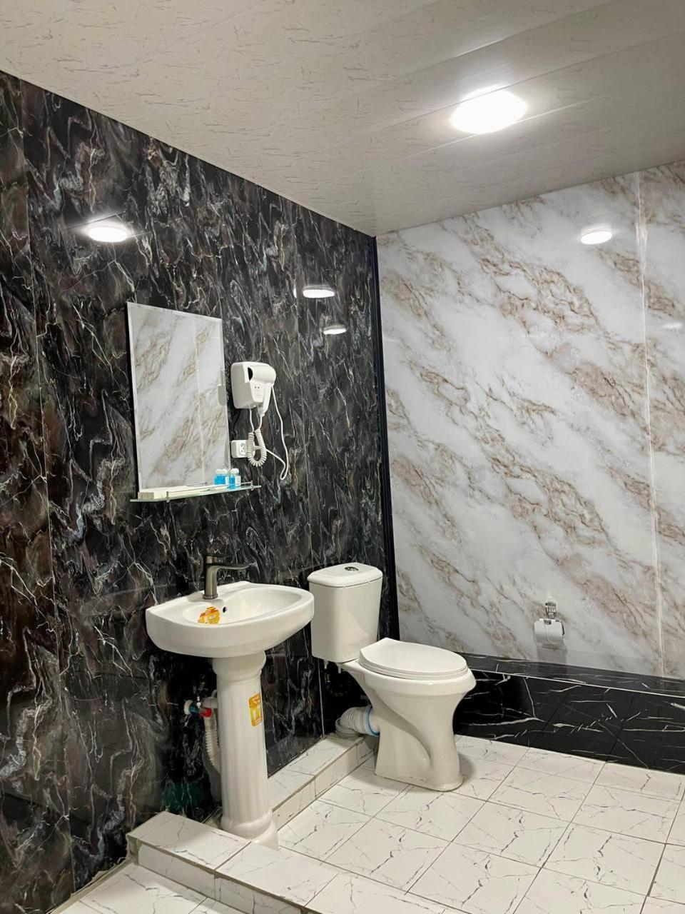 Amor Fati Hotel Toshkent Ташкент Екстериор снимка
